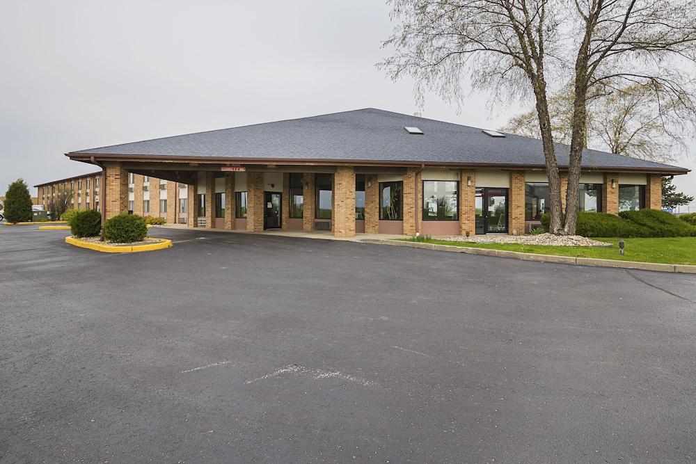 Quality Inn Waverly Bagian luar foto